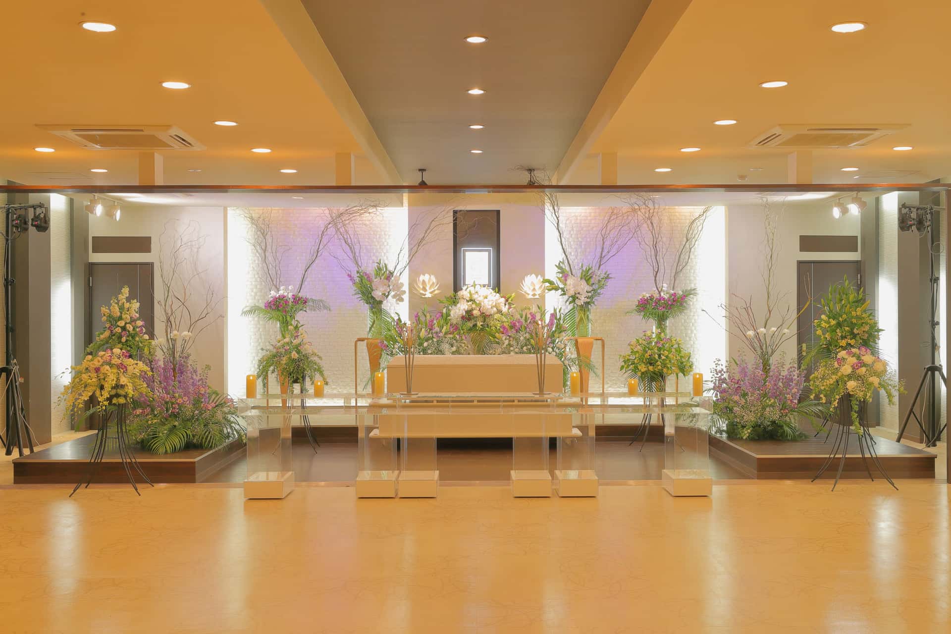 おくりびとのお葬式豊平店の祭壇のイメージ画像