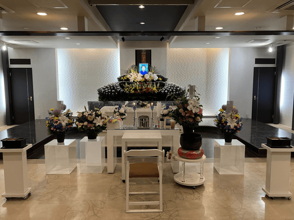 喪主様にお顔元を見ていただき、「ありがとうございました」とのお言葉をいただきました。の画像