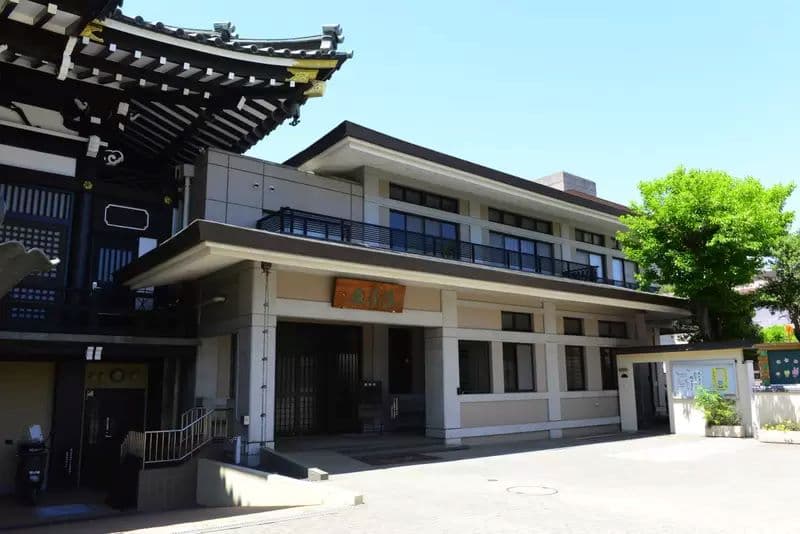 宗仲寺ホール　摩耶