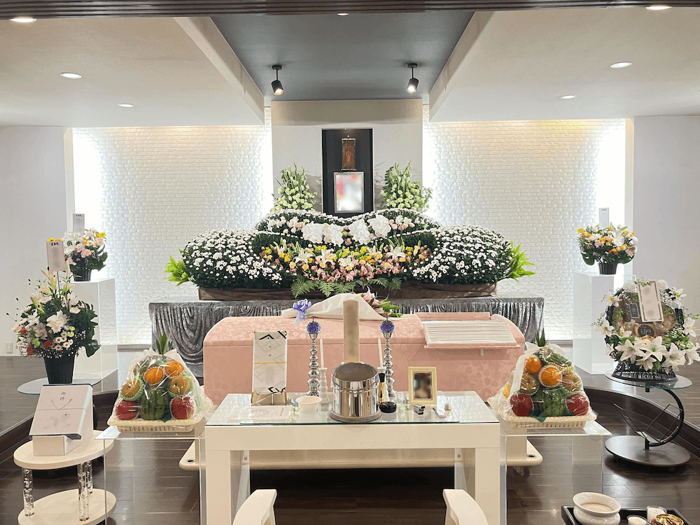 華やかさの中に温かみの感じられるお姿の画像