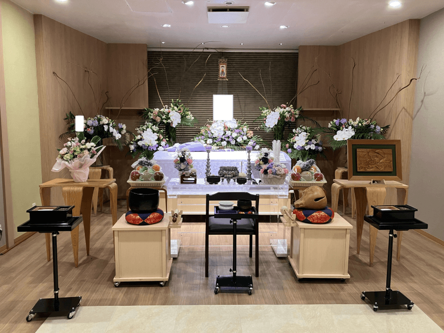 お着せ替えの最後には、皆様にご協力いただき旅支度を整えていただきました。の画像