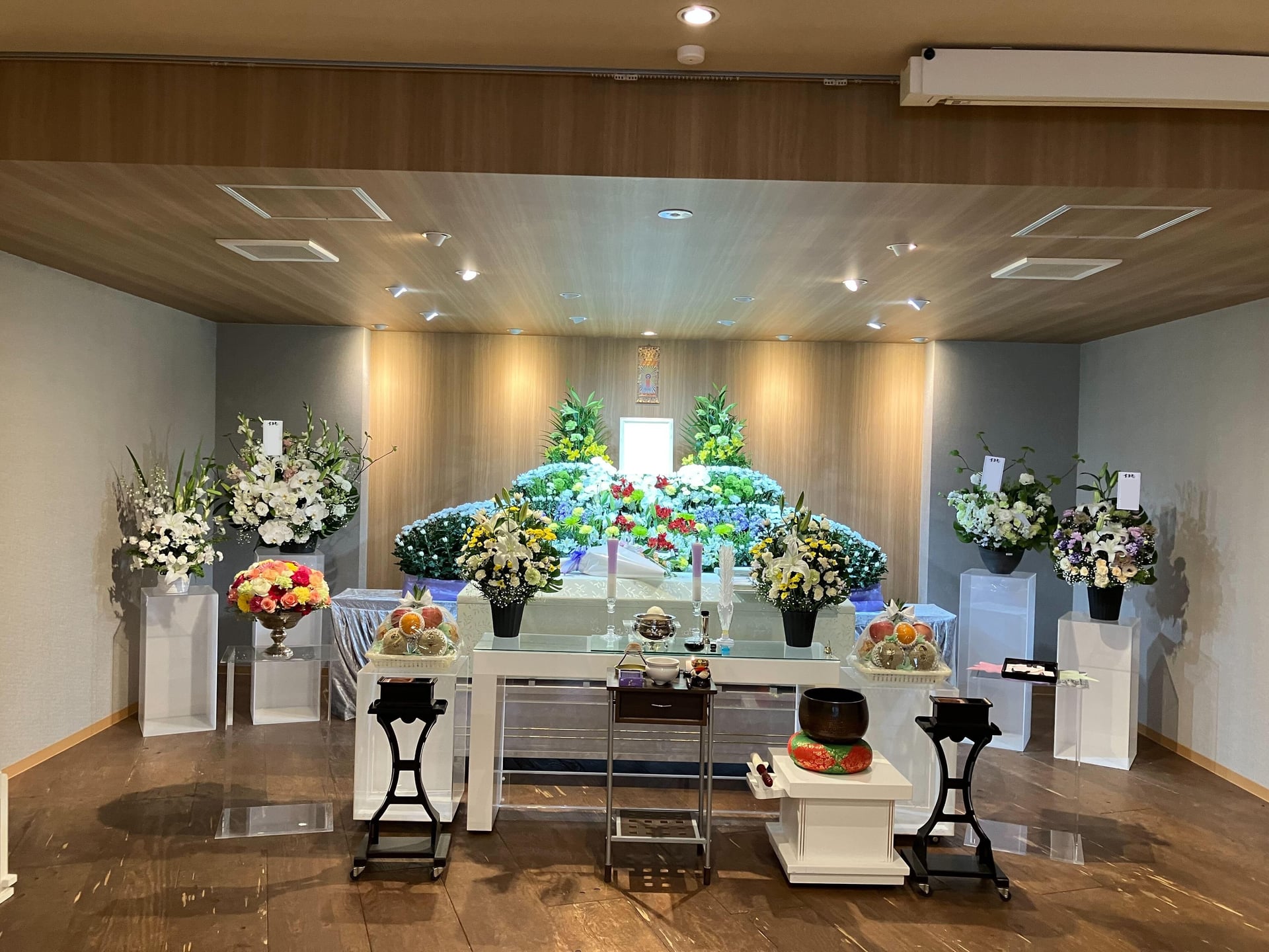 医師として歩まれたお姿を偲びながら、皆様でゆっくりと最期のお時間をお過ごしいただきま した。の画像