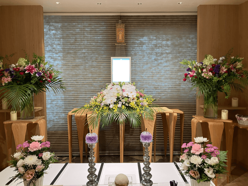 お別れの際には、ご家族おひとりおひとりが思い出のお品をお手向けされるなど、温かな雰囲気に包まれたご葬儀となりました。の画像