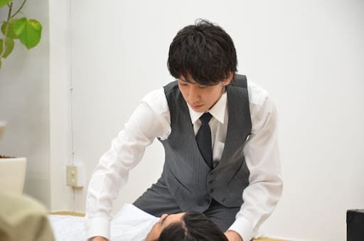 仮通夜とは｜誰が何をするもの？本通夜との違いも紹介します