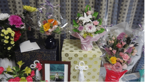 【家族葬のマナー】親族、参列者がそれぞれ抑えるべきポイント